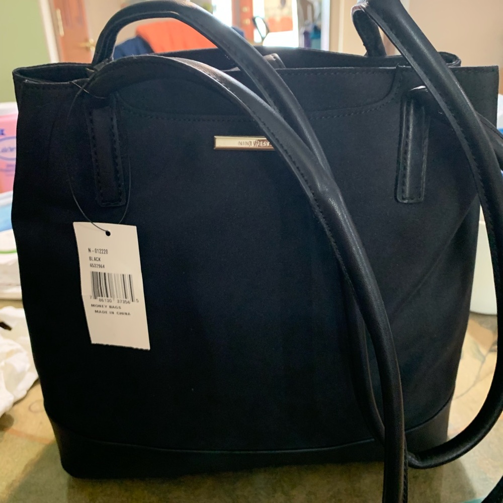New Nine West moneybag purse. With attached change-purse on a chain